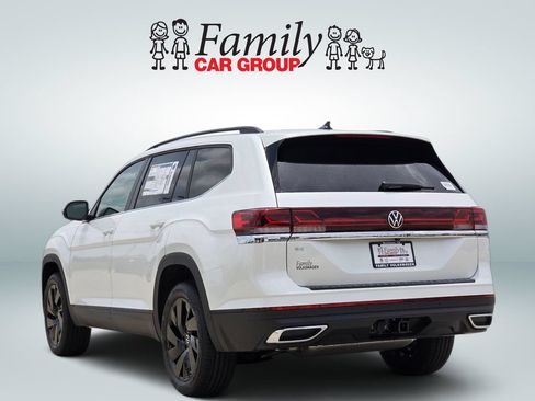 New 2026 Volkswagen Atlas SE FWD image 3