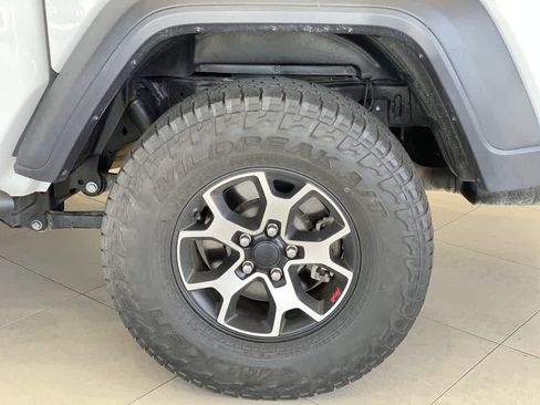 Used 2020 Jeep Gladiator Sport w/ Quick Order Package 24S AWD/4WD image 12
