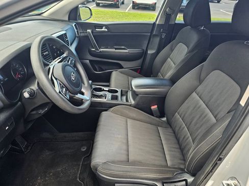 Used 2021 Kia Sportage LX FWD image 14