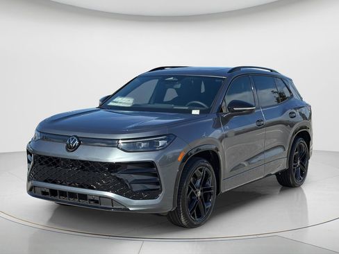 New 2026 Volkswagen Tiguan SE R-Line FWD image 9