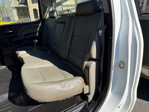 Used 2015 Chevrolet Silverado 3500 W/T image 27