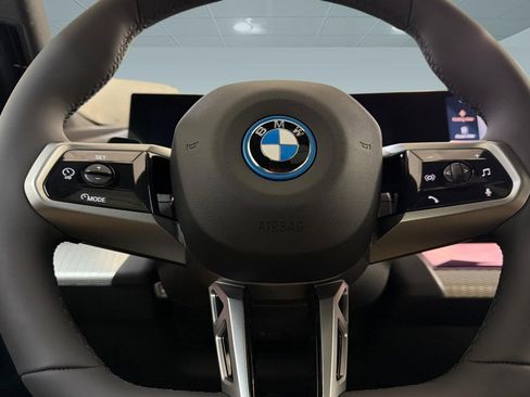 New 2026 BMW i5 eDrive40 w/ M Sport Package image 17