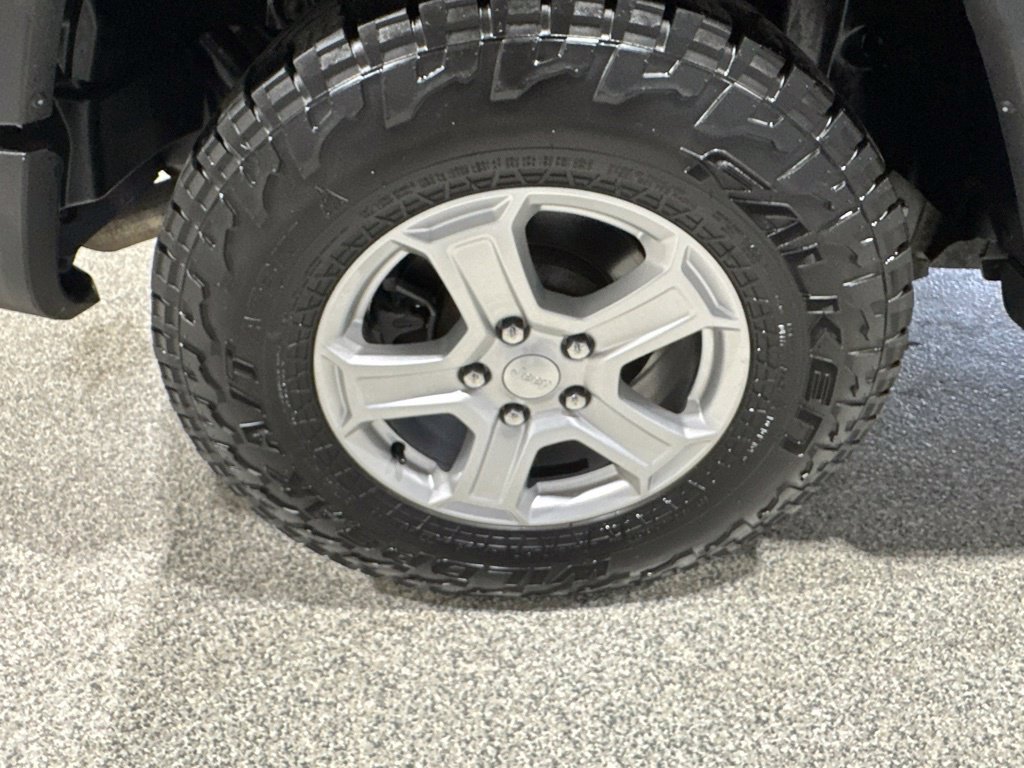 Used 2018 Jeep Wrangler Unlimited Sport S AWD/4WD image 21