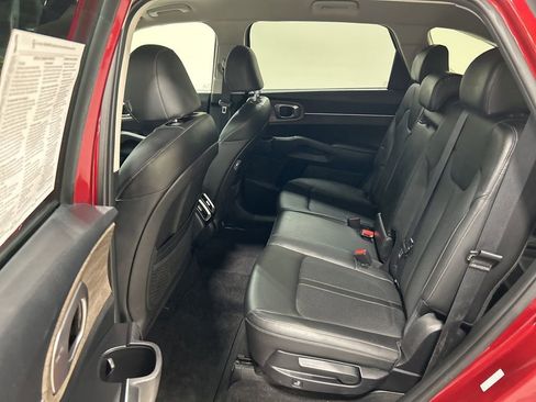 Certified 2022 Kia Sorento S image 27