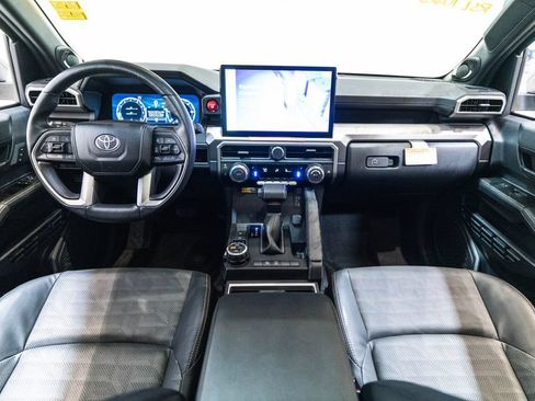 Certified 2025 Toyota 4Runner TRD Off-Road Premium AWD/4WD image 14
