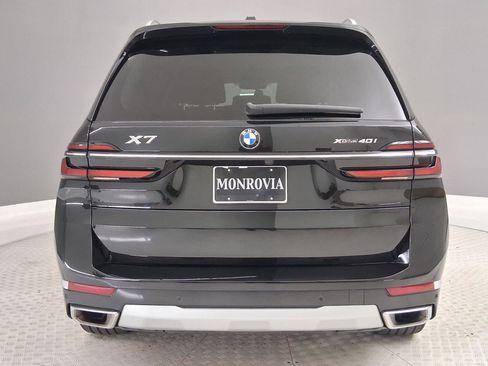 Certified 2024 BMW X7 xDrive40i w/ Parking Assistance Package AWD/4WD image 8