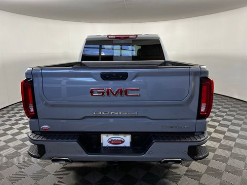 Used 2025 GMC Sierra 1500 Denali AWD/4WD image 6