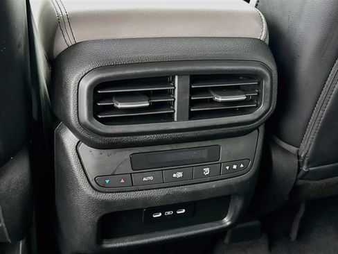 Certified 2025 Honda Pilot Touring image 27