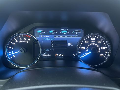 Used 2019 Ford F150 Lariat image 17