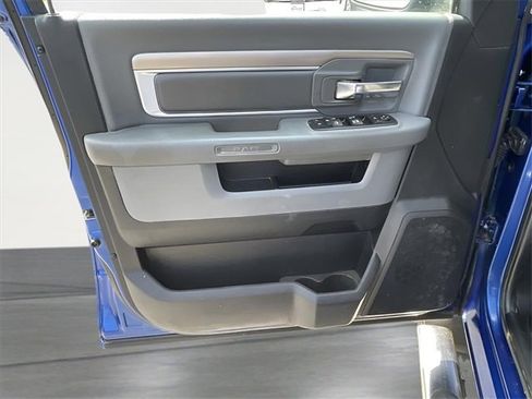 Used 2017 RAM 2500 Big Horn image 25