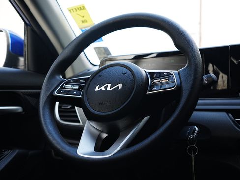 Used 2024 Kia Seltos LX image 18