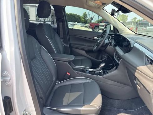 Used 2026 Buick Encore GX Avenir w/ Avenir Technology Package AWD/4WD image 27