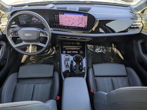 Used 2025 Audi A5 2.0T Premium Plus w/ Premium Plus AWD/4WD image 7