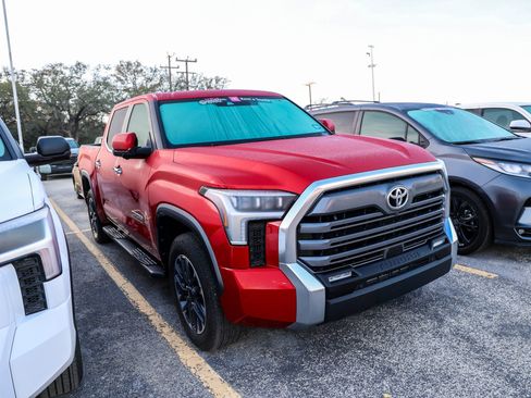 Used 2025 Toyota Tundra Limited image 6