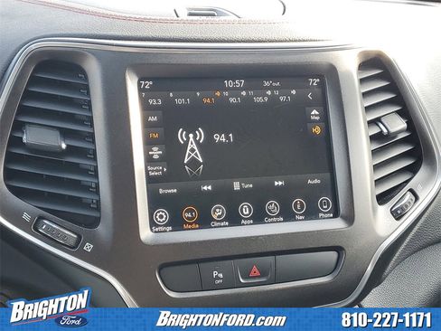 Used 2019 Jeep Cherokee Trailhawk w/ Comfort/Convenience Group image 22