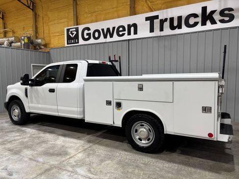 Used 2019 Ford F350 XL w/ Power Equipment Group RWD image 5