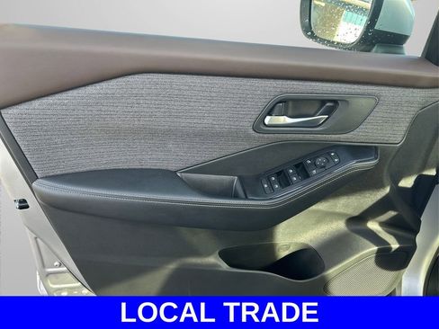 Used 2022 Nissan Rogue SV image 21