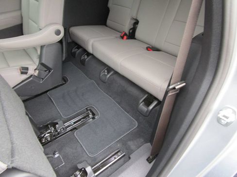 New 2026 GMC Acadia Elevation w/ Elevation Premium Package FWD image 21