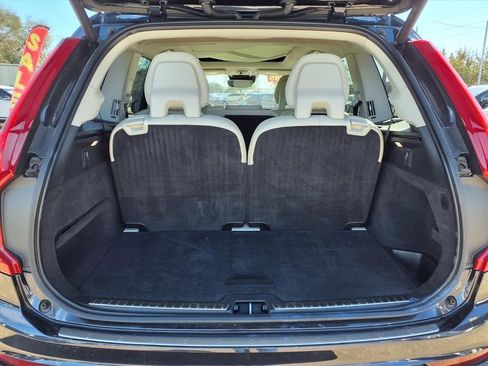 Used 2016 Volvo XC90 T6 Momentum w/ Momentum Plus Package image 29