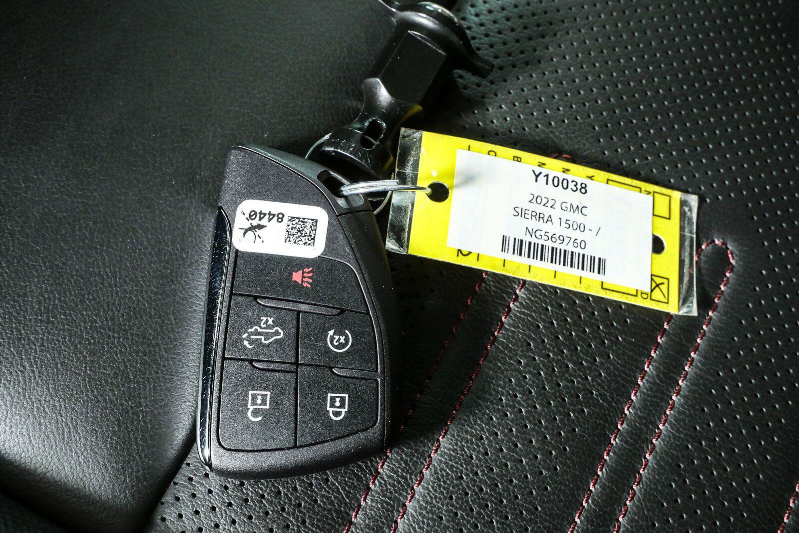Used 2022 GMC Sierra 1500 AT4X AWD/4WD image 37