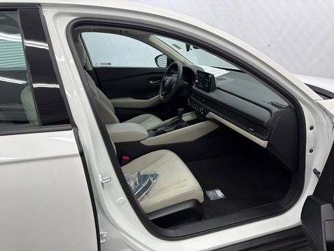 Used 2026 Honda Accord SE image 14