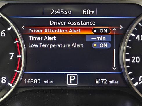 Used 2025 Nissan Sentra SV w/ SV Premium Package FWD image 38