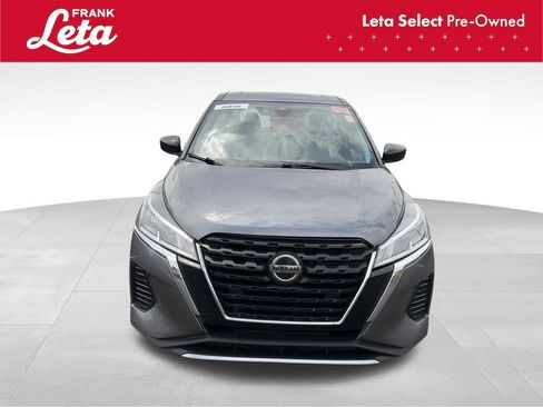Used 2021 Nissan Kicks S image 9