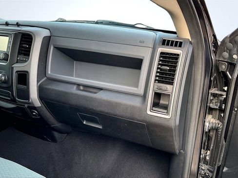 Used 2015 RAM 1500 Express w/ Black Ram 1500 Express Group image 17