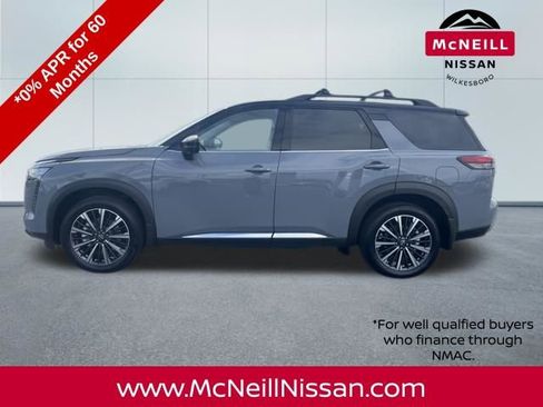 New 2026 Nissan Pathfinder Platinum image 4