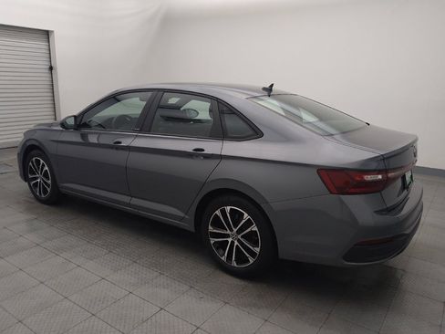 Used 2025 Volkswagen Jetta Sport FWD image 3