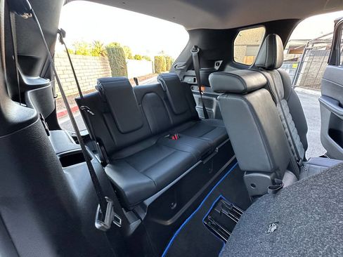 Used 2023 Mitsubishi Outlander SE image 18