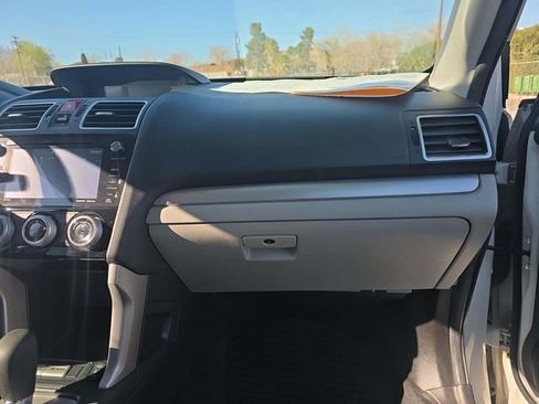 Used 2018 Subaru Forester 2.5i Premium image 17