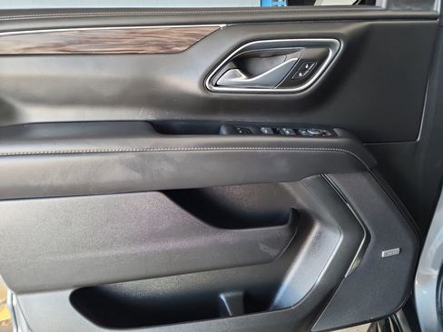 Used 2022 Chevrolet Tahoe LT AWD/4WD image 13