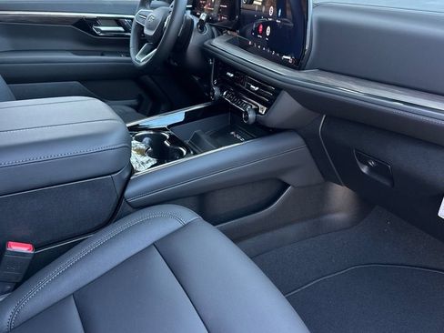 New 2026 Chevrolet Tahoe Z71 w/ Z71 Off-Road Package AWD/4WD image 16