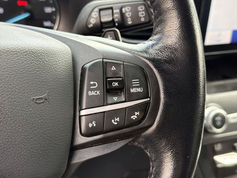 Used 2020 Ford Explorer XLT w/ Equipment Group 202A RWD image 35