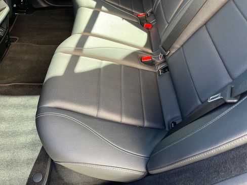 Used 2020 Mercedes-Benz GLE 350 4MATIC image 28
