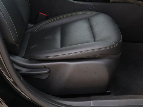 Used 2025 Chevrolet Trax ACTIV w/ Sunroof Package image 17