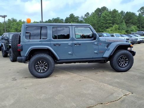 New 2026 Jeep Wrangler Unlimited Rubicon AWD/4WD image 2