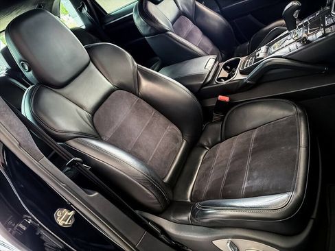 Used 2013 Porsche Cayenne GTS w/ Carbon Fibre Interior Pkg AWD/4WD image 29