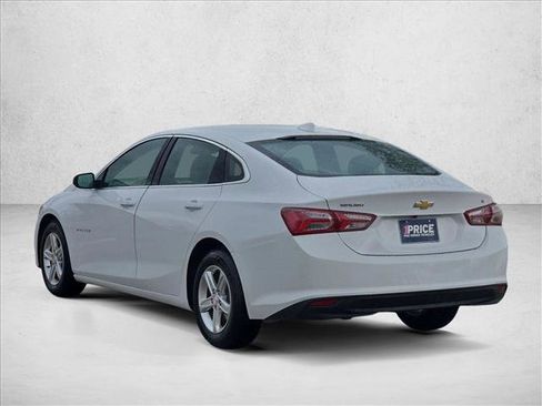 Used 2022 Chevrolet Malibu LT image 8