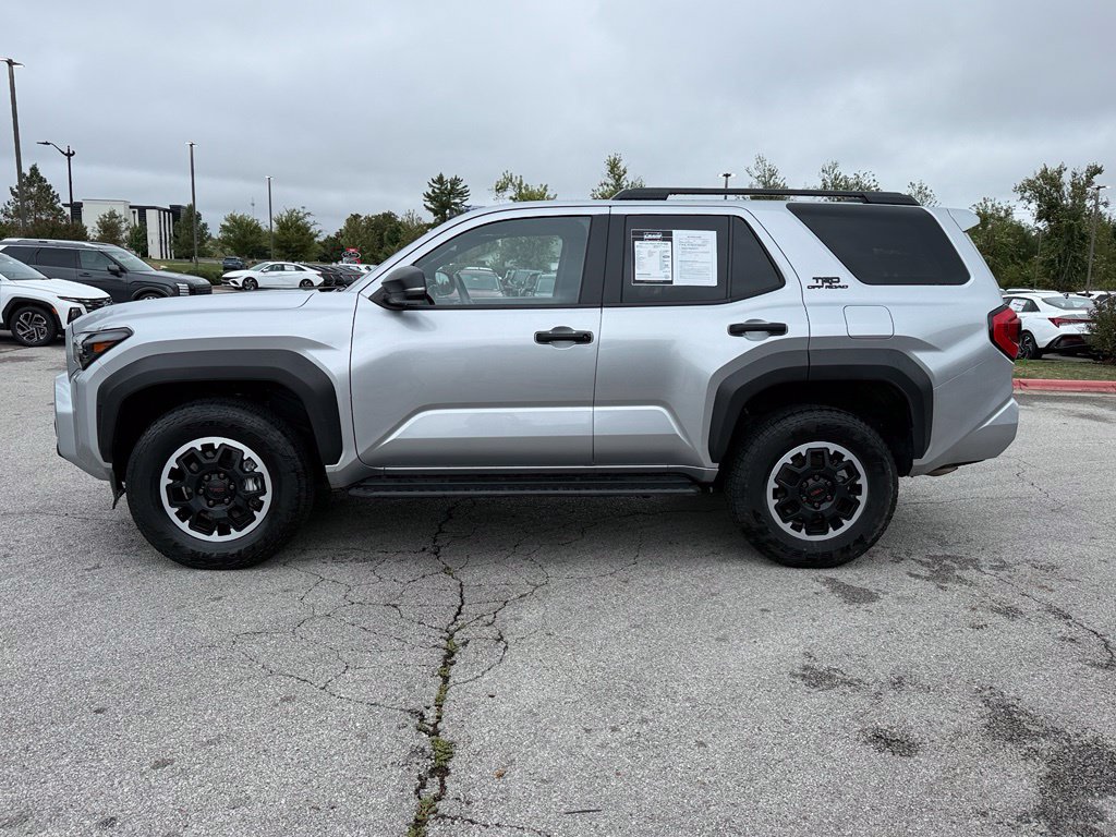 Used 2025 Toyota 4Runner TRD Off-Road AWD/4WD image 4