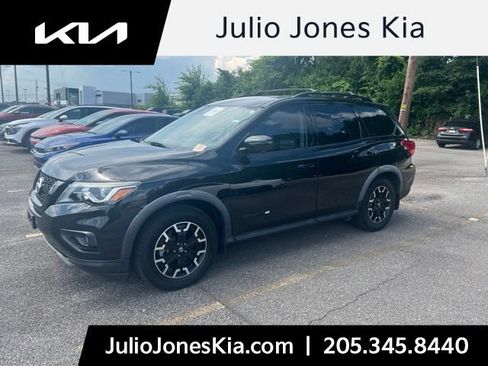 Used 2020 Nissan Pathfinder SL FWD image 1