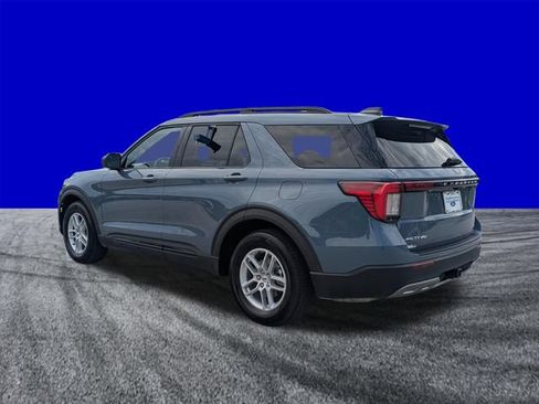 Certified 2026 Ford Explorer Active w/ Active Comfort Package RWD image 6