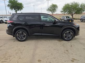 Certified 2025 Nissan Rogue SV video 2