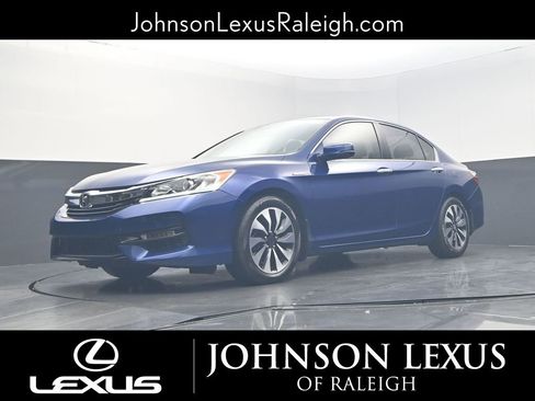 Used 2017 Honda Accord Hybrid Sedan image 17