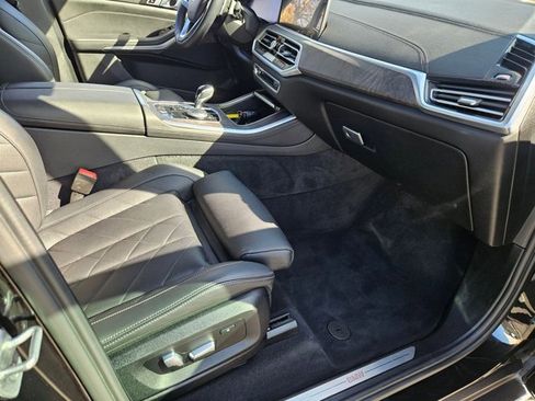 Used 2023 BMW X5 xDrive40i w/ Premium Package image 21