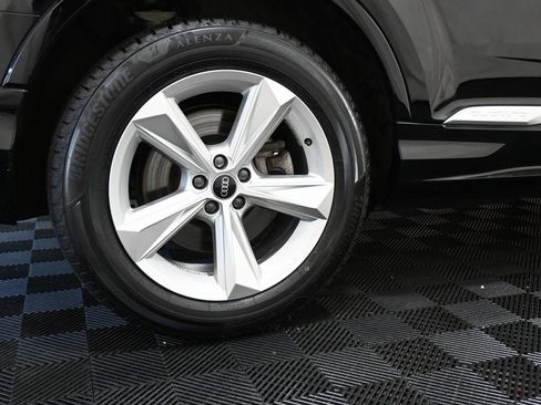 Used 2021 Audi Q7 3.0T Premium image 36