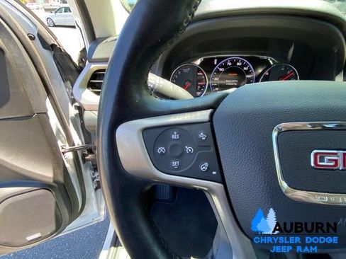 Used 2020 GMC Acadia Denali w/ Denali Ultimate Package AWD/4WD image 42