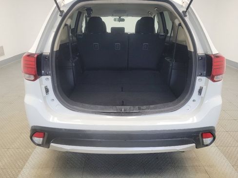 Used 2016 Mitsubishi Outlander SE AWD/4WD image 29