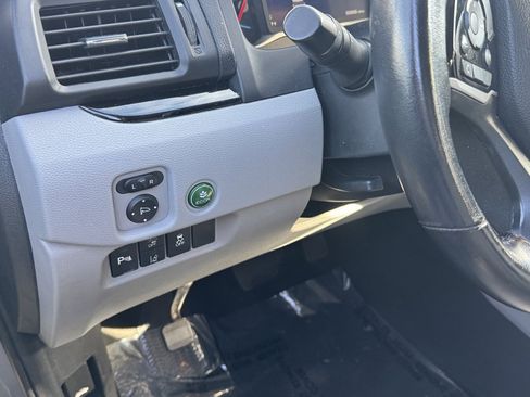 Used 2022 Honda Pilot Touring image 16